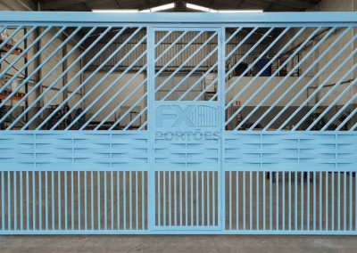 FX121 – Portão Basculante Automático