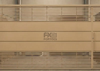 FX13 – Portão Basculante Automático