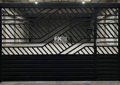 FX135 – Portão Basculante Automático