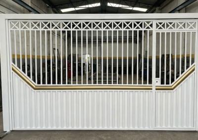 FX33 – Portão Basculante Automático