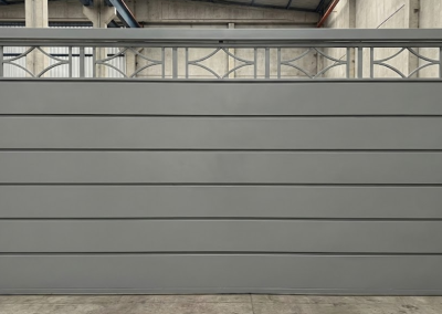 FX42 – Portão Basculante Automático