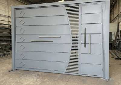 FX44 – Portão Basculante Automático